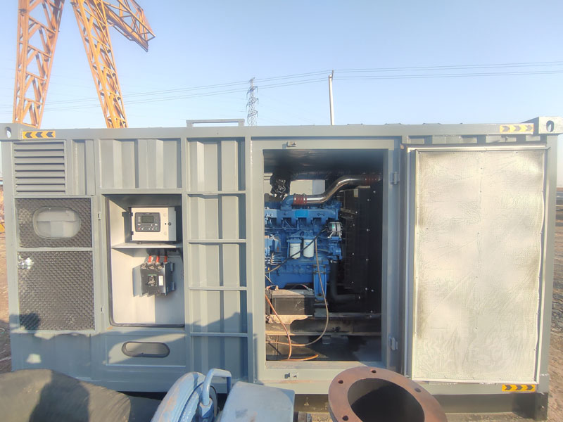 贺州柴油发电机组的机油多久更换一次比较合适？